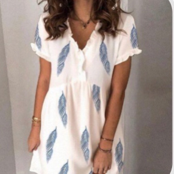 lipsy carrie print balloon shift dress